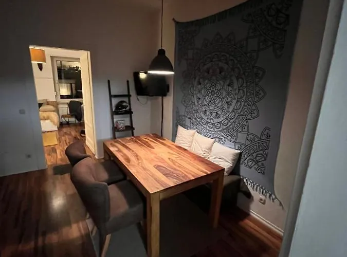 Dein Ankerplatz In Muelheim Ruhr - Traditionelle Zechenhaushaelfte